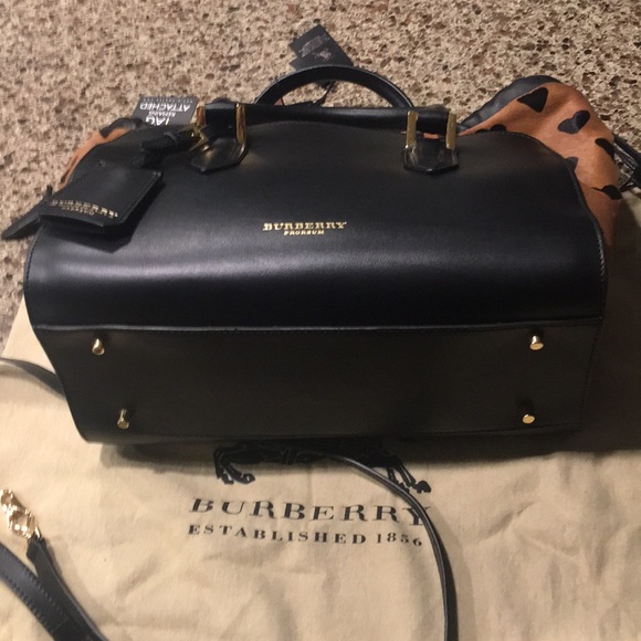 Sold on ♏️ NWT Burberry Prorsum Handbag - Picture 3 of 8